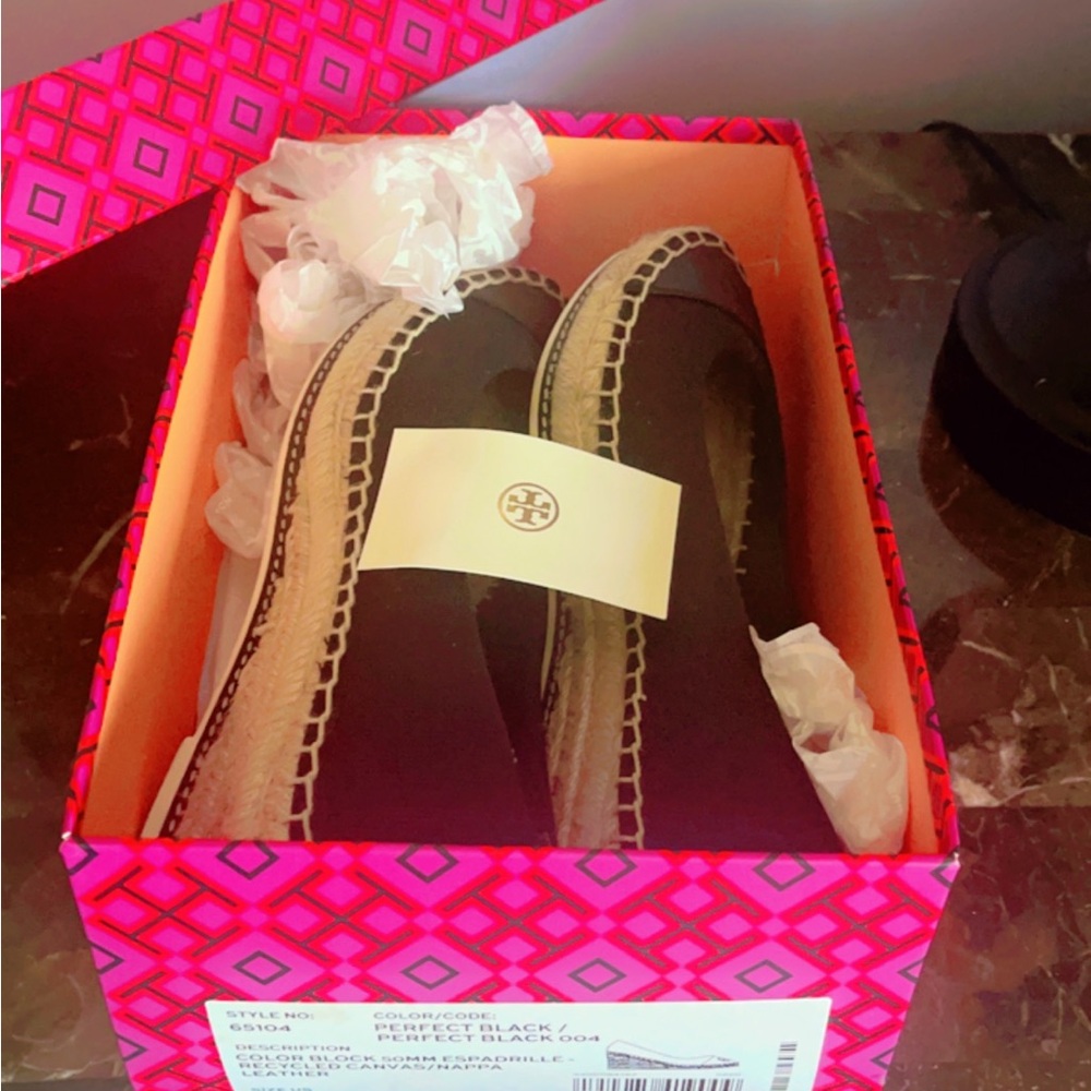 Women sandals like new